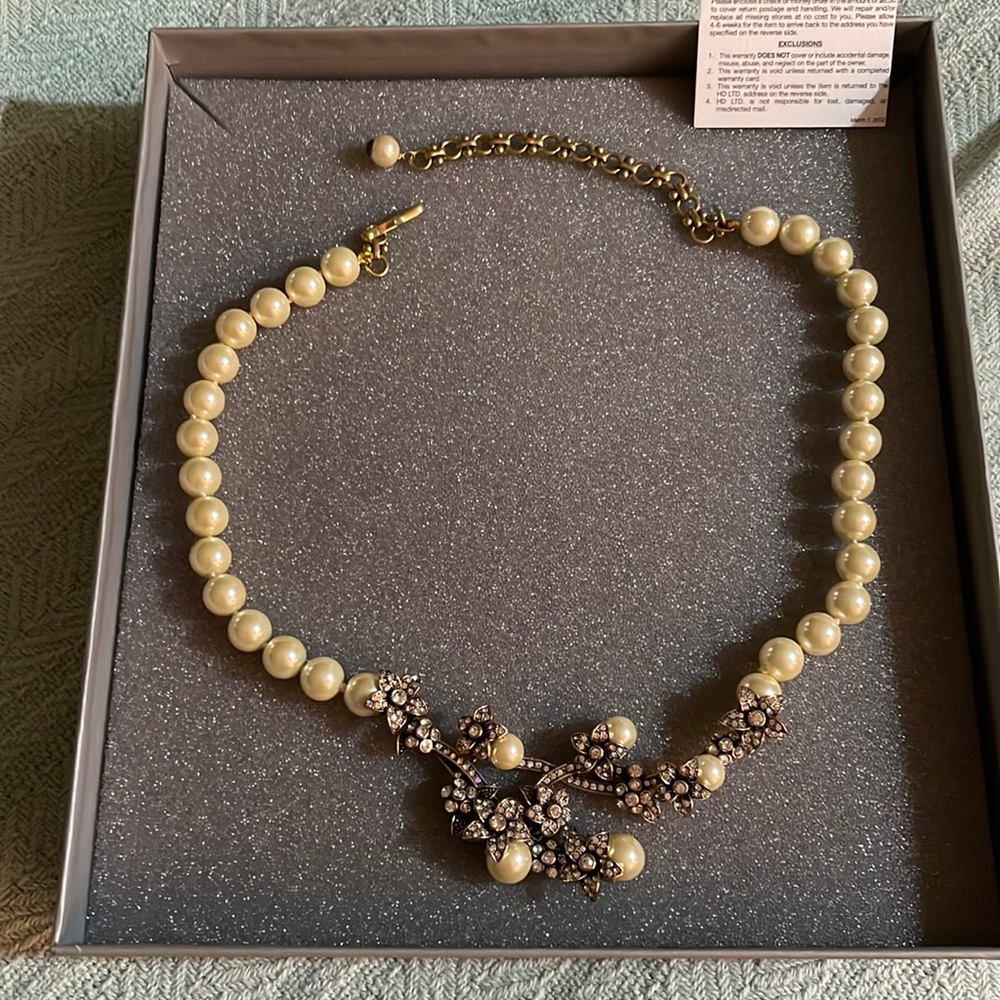 Beautiful, never worn . Cream pearls and clear crystals .